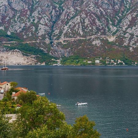Villa Kosta Donji Morinj Buitenkant foto