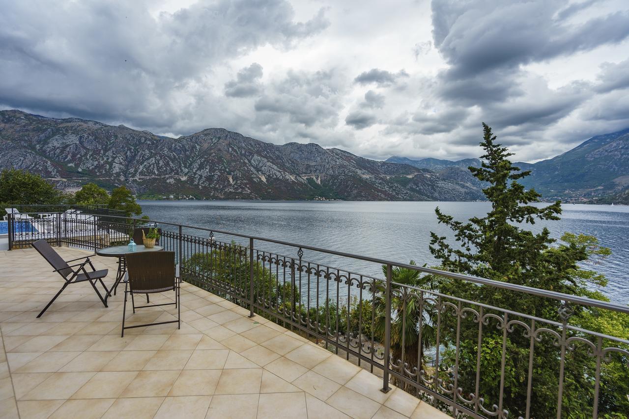 Villa Kosta Donji Morinj Buitenkant foto