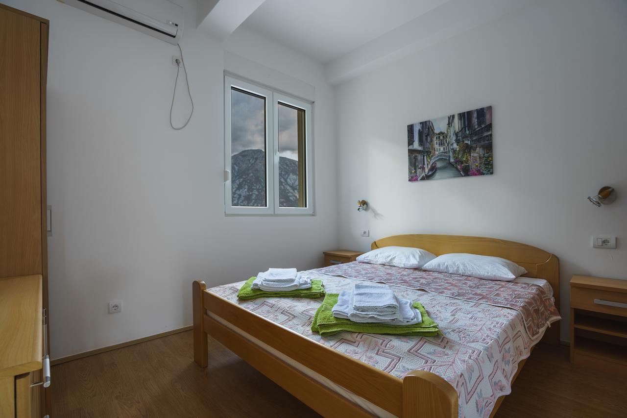 Villa Kosta Donji Morinj Buitenkant foto