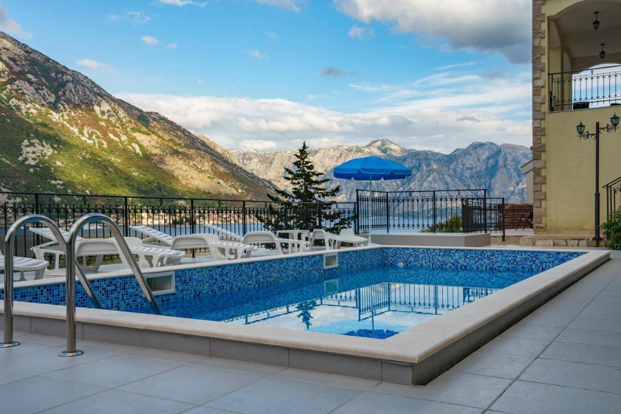 Villa Kosta Donji Morinj Buitenkant foto