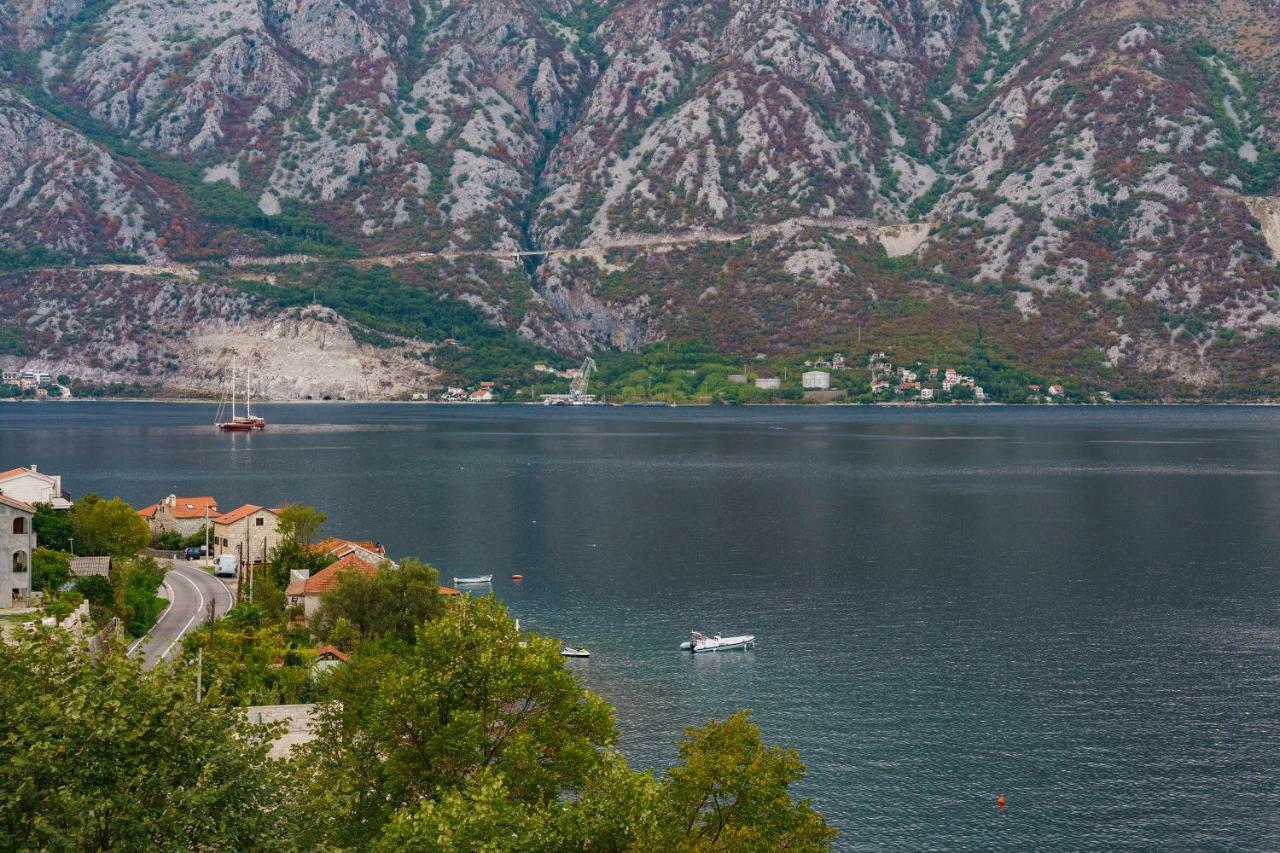 Villa Kosta Donji Morinj Buitenkant foto
