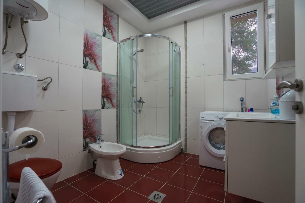 Villa Kosta Donji Morinj Buitenkant foto